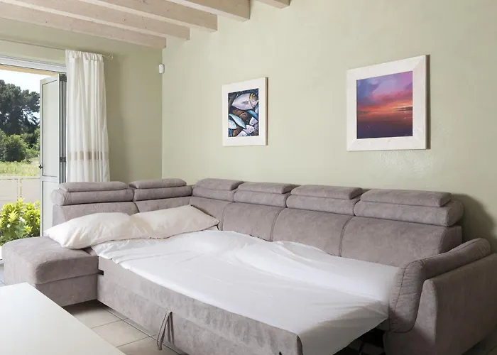 Ferienhaus Bella By Interhome Ližnjan